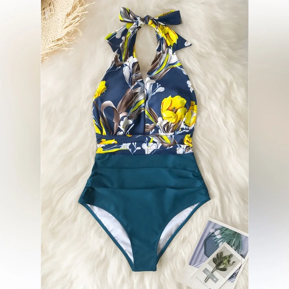 One Piece MULTI Bold Floral Halter Women’s Swimsuit NWT L - Picture 2 of 4